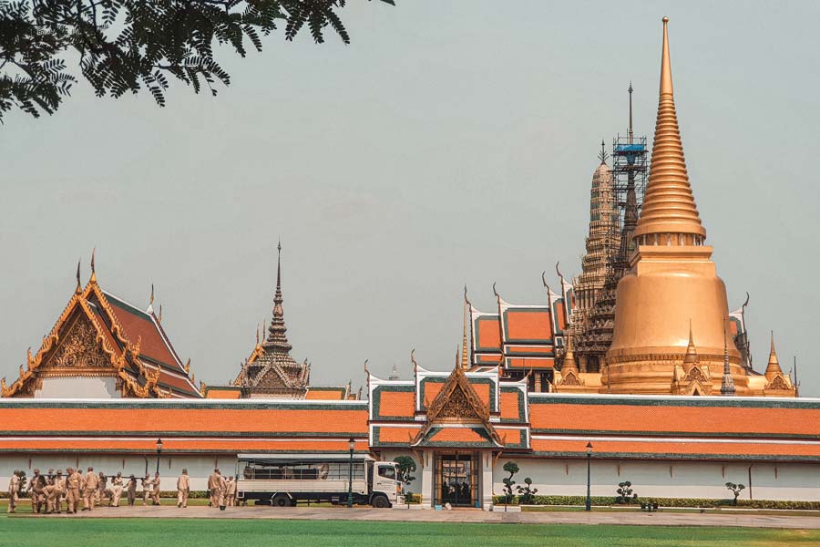 Grand-Palace-Bangkok-exterior