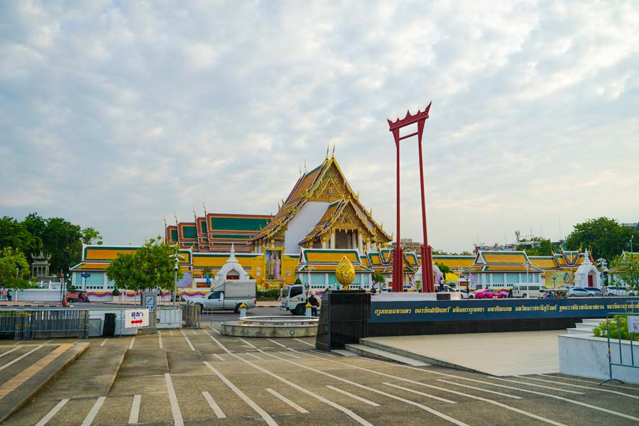 The-Giant-Swing-Bangkok-Temple