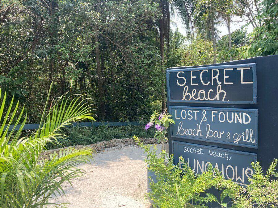 Entrance to Secret Beach Path