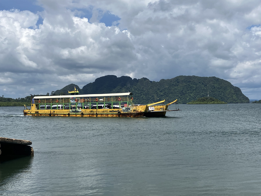 Car Ferry from Hua Hin to Koh Lanta Noi