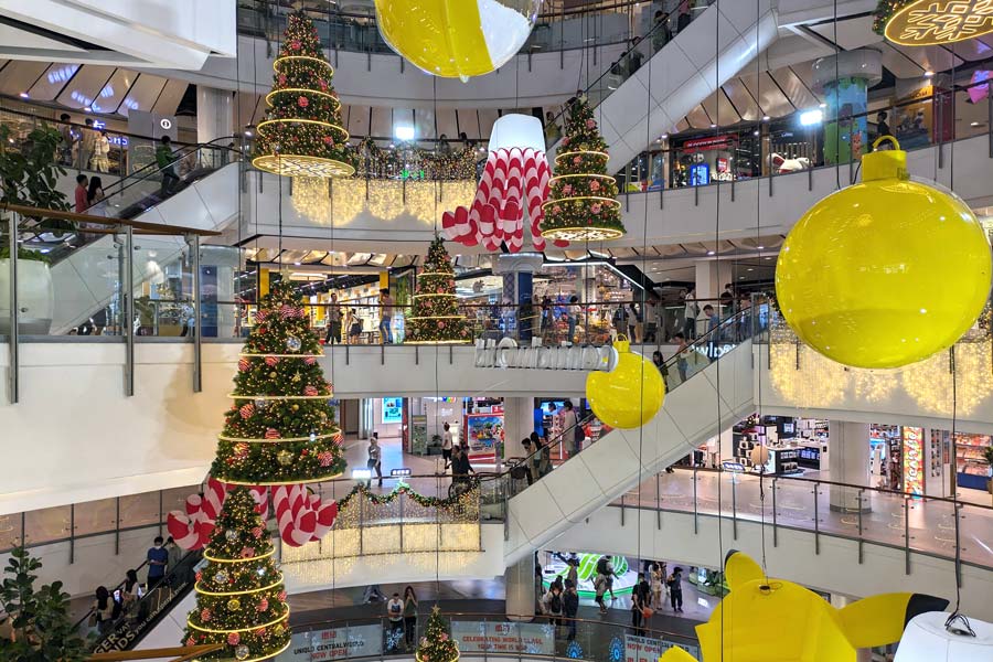 CentralWorld-Shopping-Mall-Bangkok